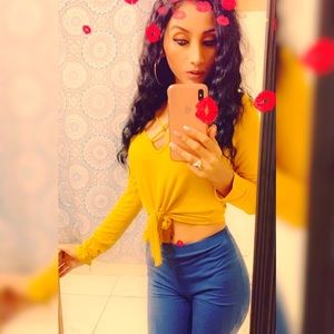 Meet your Posher, Yajaira